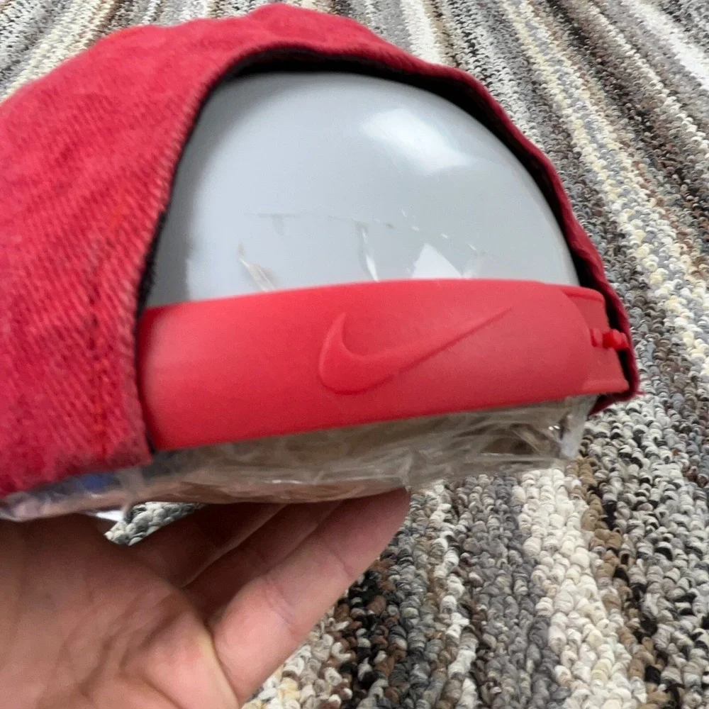 Vintage Y2K Nike Hat Cap Snapback Red Black‎ Center Swoosh Grunge Faded 2000s